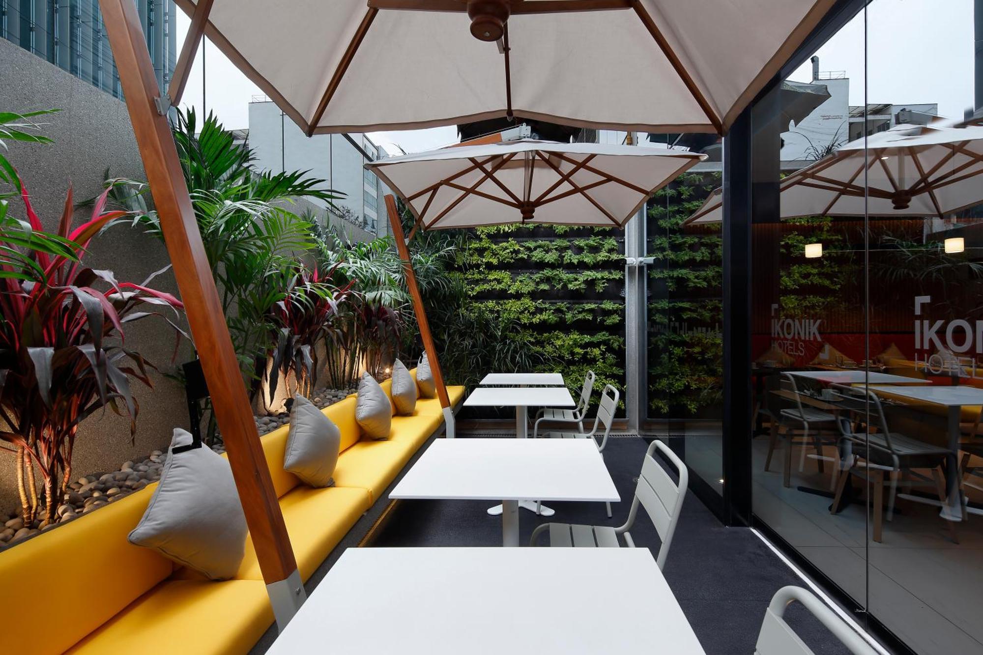 Ikonik Miraflores リマ エクステリア 写真